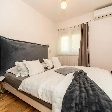 Exquisite With Private Pool In Villa *