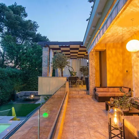 Villa Exquisite With Private Pool In